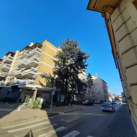 Mina Lejlighed Banja Luka