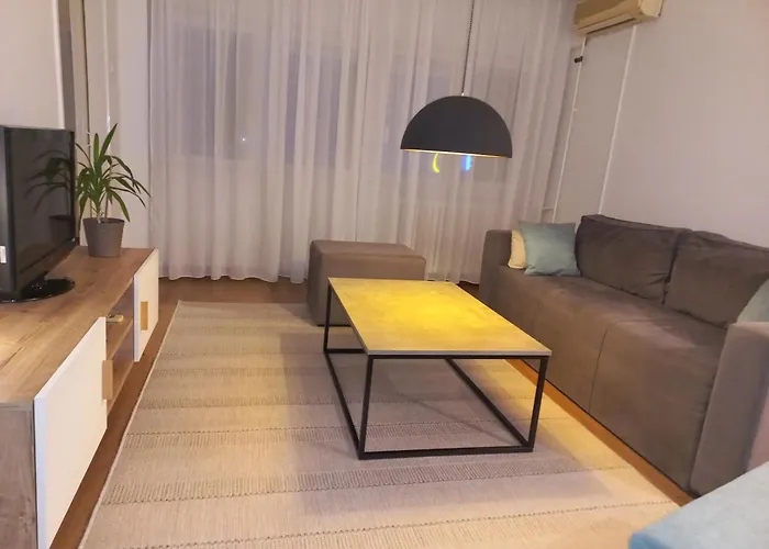 Mina * 巴尼西卢卡